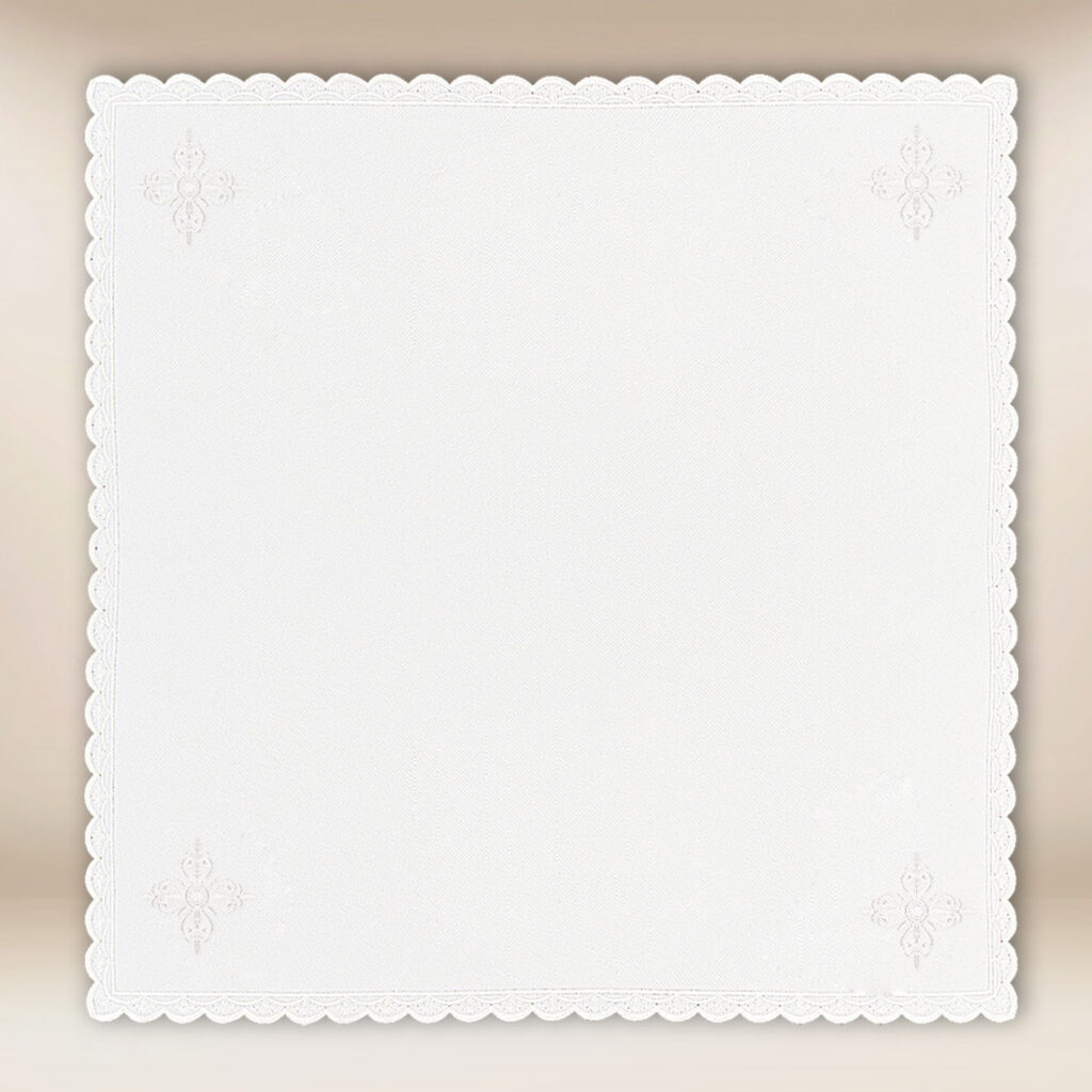 Corporale ricamato bianco