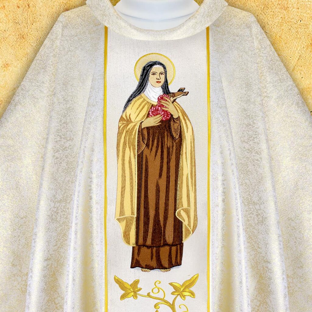 Casula ricamata S. Teresa