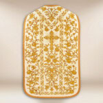 Casula ricamata romana con IHS e Rose