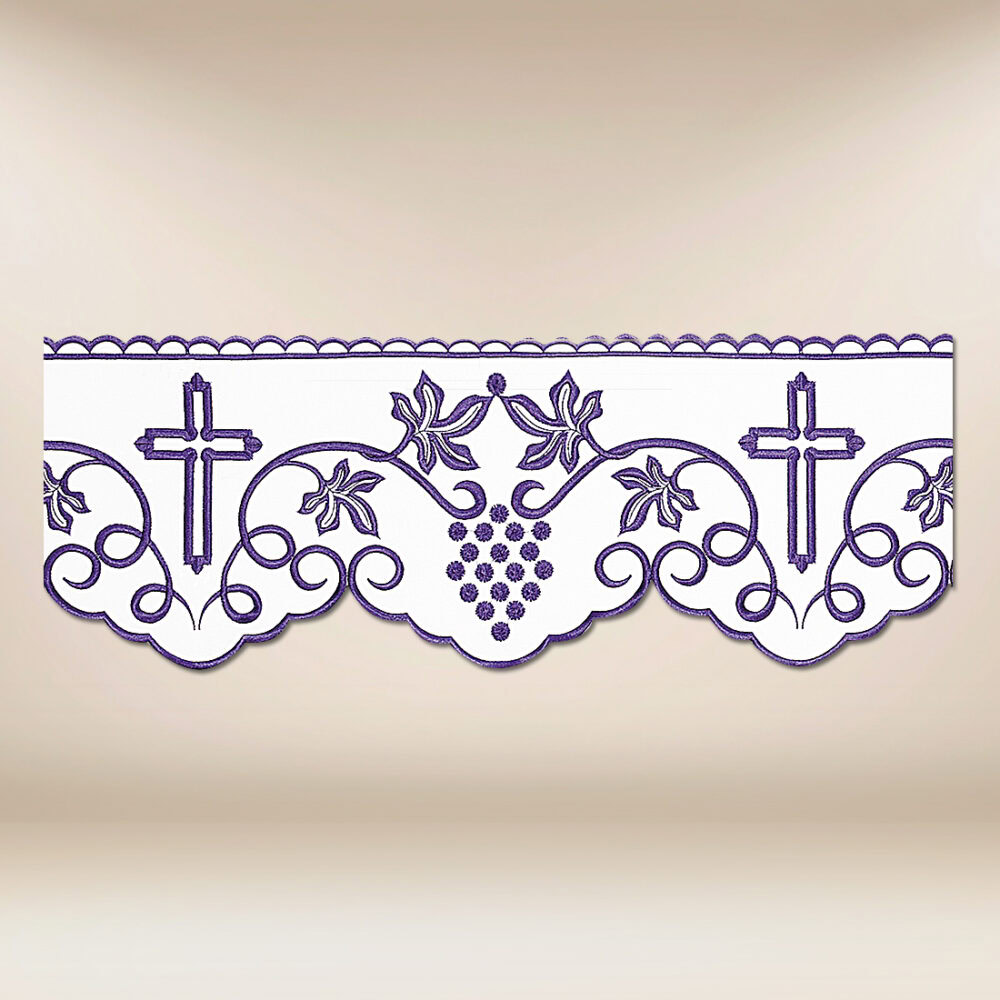 Pizzo ricamato viola