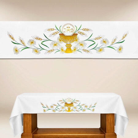 Tovaglia per altare con ricamo eucaristico