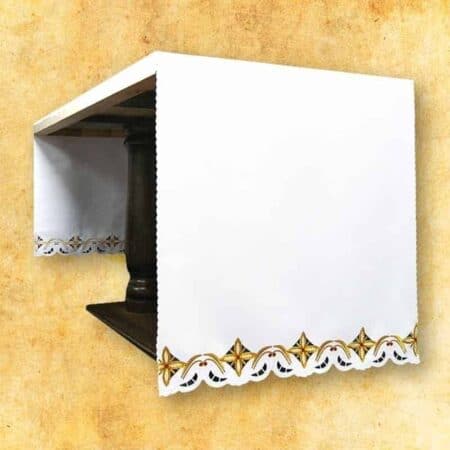 Obrus Haftowany Po Bokach "Krzyże
 W Kwadracie" Kolorowe