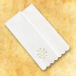 set di biancheria per calice con IHS