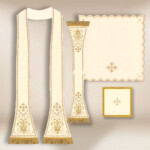 Casula romana in colore ecru