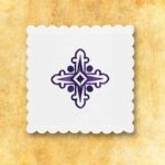 Servizio da messa con ricamo viola