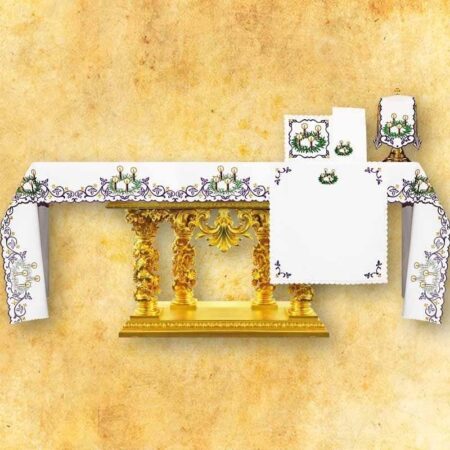 Obrus haftowany Adwentowy z wiankiem