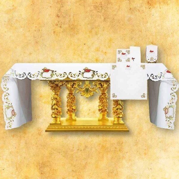 Obrus haftowany "Baranek"