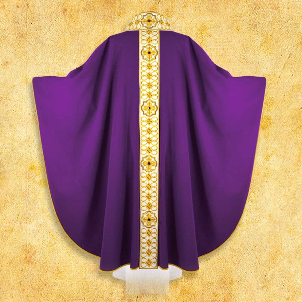 Casula ricamata viola