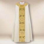 Piviale ricamato solenne