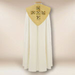 Piviale ricamato solenne