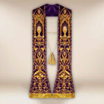 Stola ricamata romana Calice viola