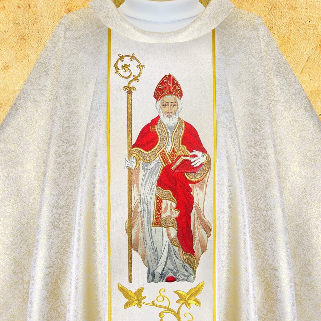 Casula ricamata San Nicola