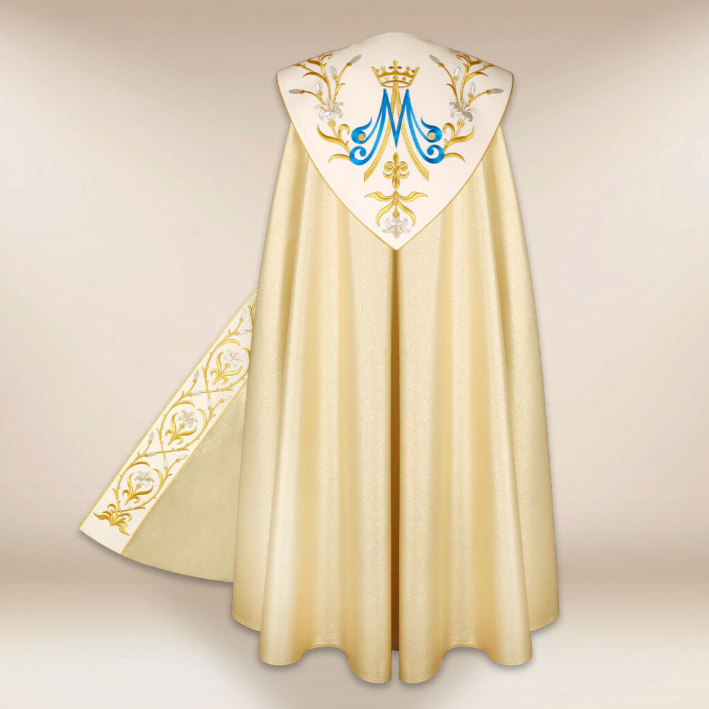 Piviale ricamato mariano