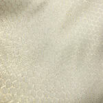 Casula ricamata ecru con simbolo IHS