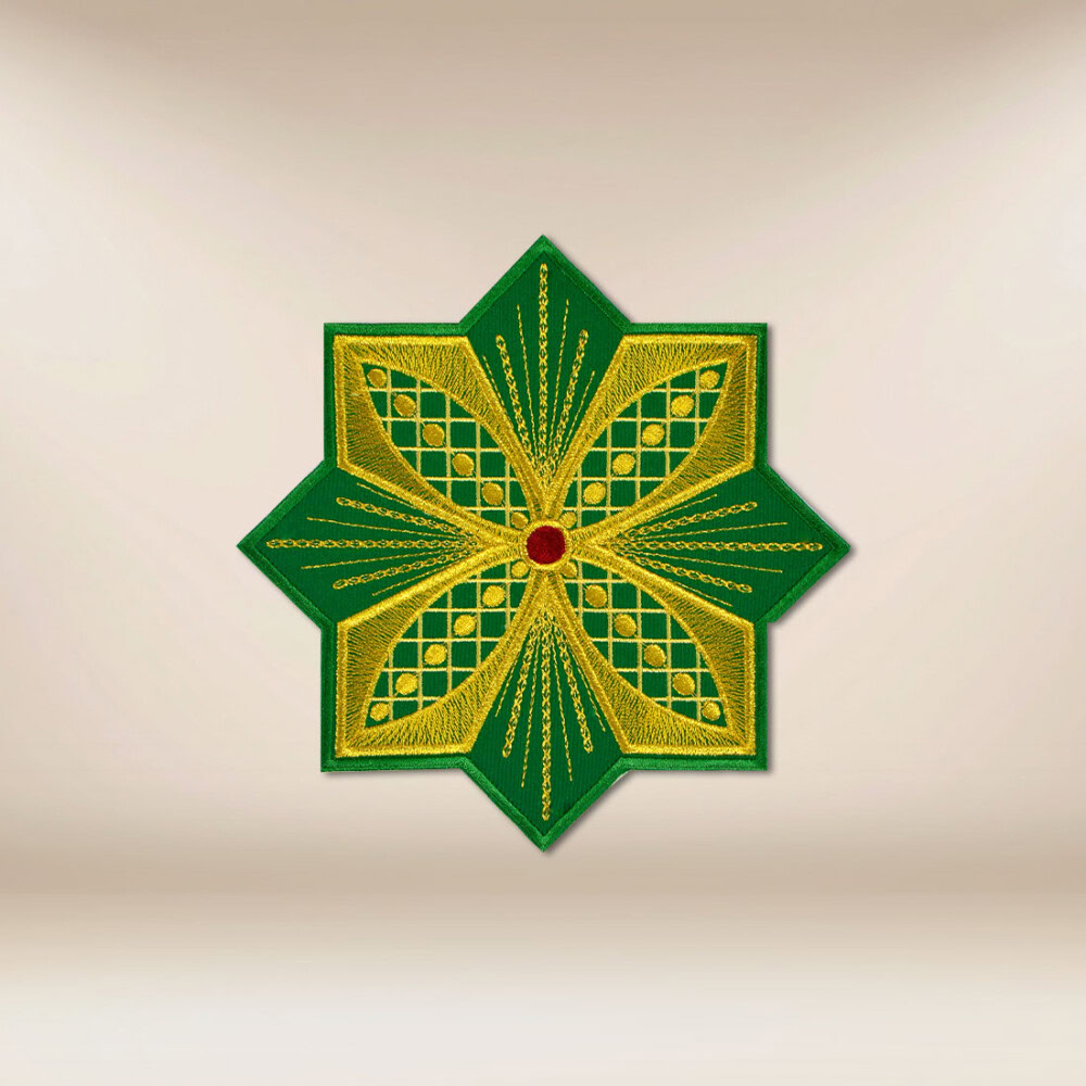 applicazione ricamata croce