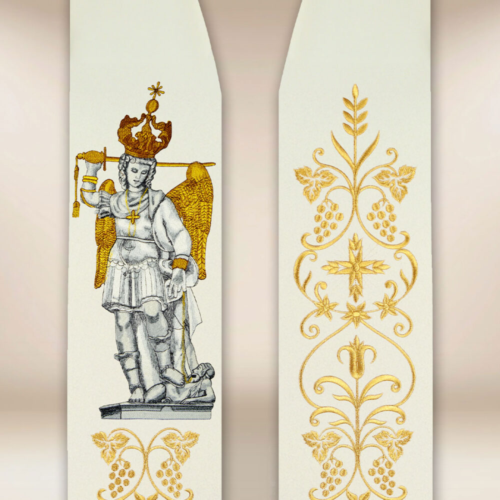 Stola ricamata con l'immagine di Michele Arcangelo del Monte Gargano