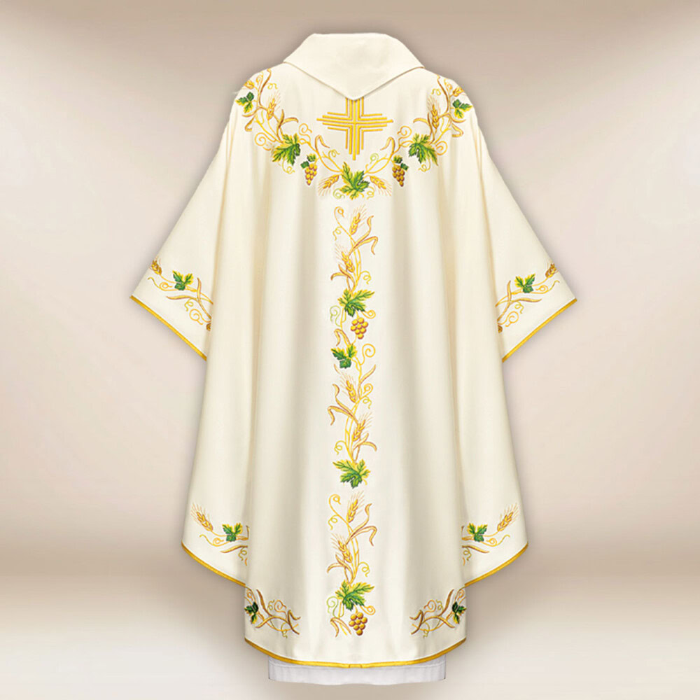 Casula liturgica ricamata con croce e grappoli d'uva
