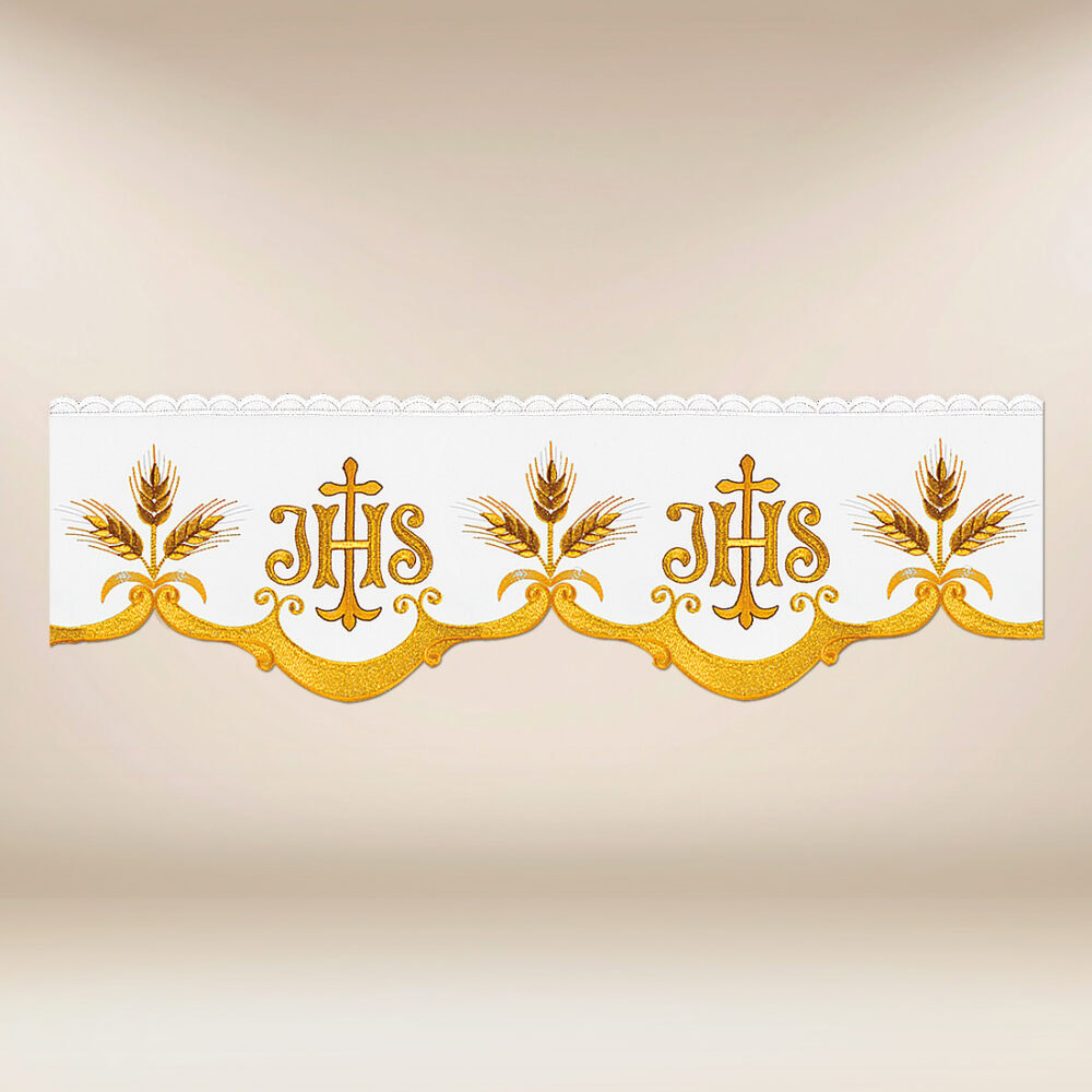 Pizzo ricamato con delicato ricamo dorato