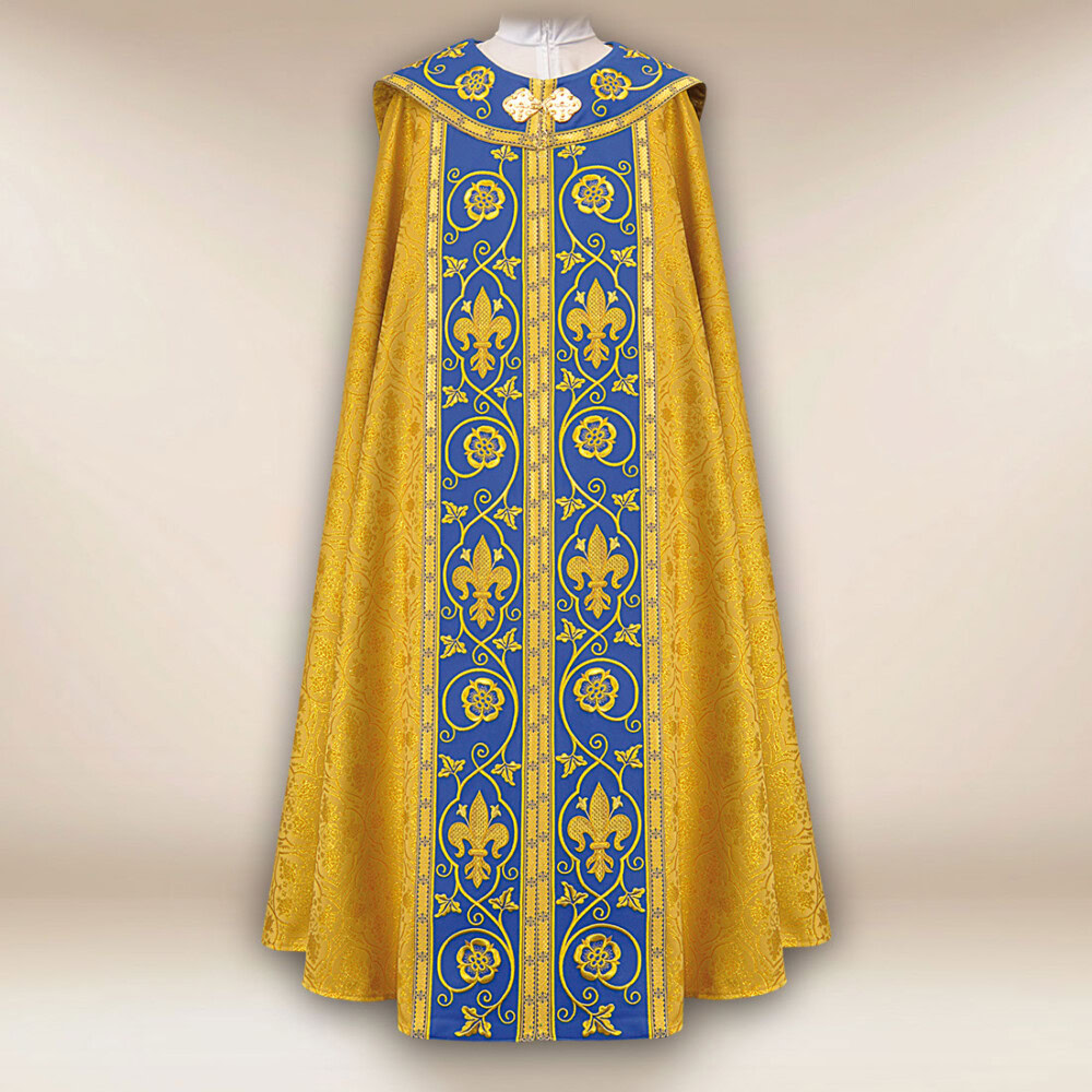 Piviale ricamato con le conchiglie di San Giacomo