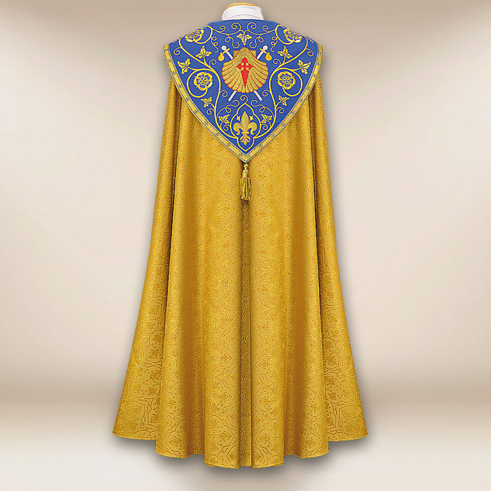 Piviale ricamato con le conchiglie di San Giacomo