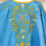 Casula mariana ricamata blu