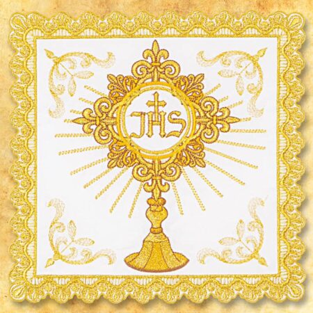 Palka bogato haftowana złotą nicią