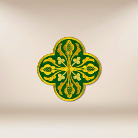 applicazione ricamata croce