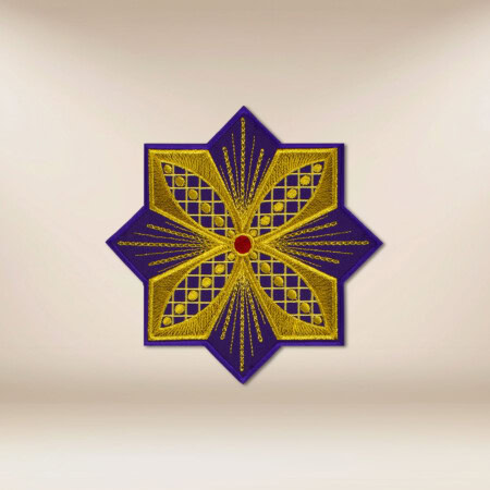 applicazione ricamata croce