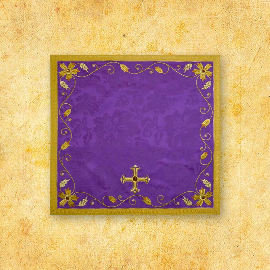 Velo per il calice viola ricamato