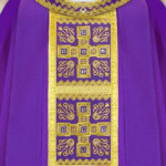 Paramento liturgico viola con croci