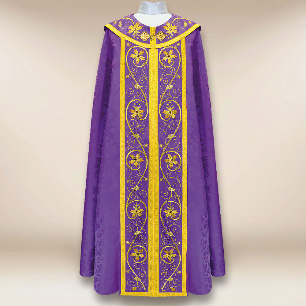 Piviale ricamato viola