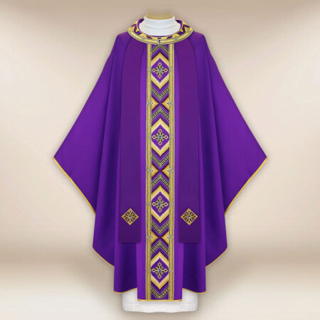 Casula ricamata viola