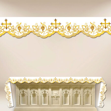 Tovaglia ricamata con un bellissimo ricamo dorato.