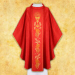 Paramento con cintura ricamata