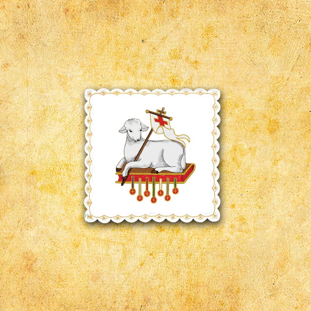 Copricalice paramenti ricamo bianco Agnello