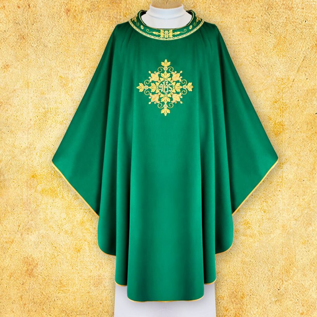 Paramento liturgico ricamato verde IHS