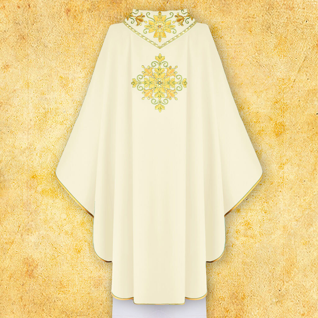 Casula liturgica ricamata IHS ecru