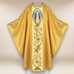 Casula con immagine della Madonna Immacolata