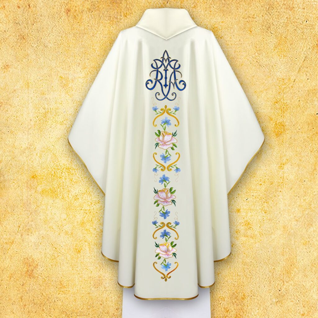 Casula ricamata ecru Mariana