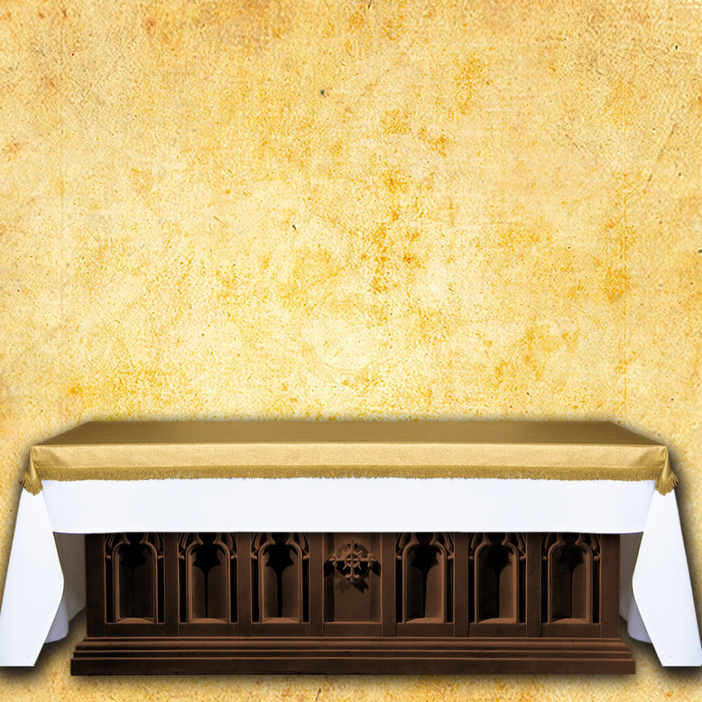 Copritavolo dorato in broccato