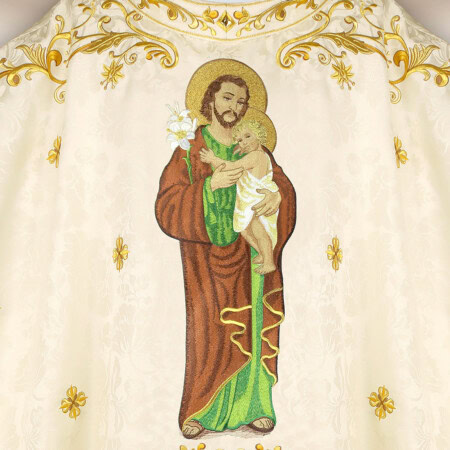 Casula ricamata con l'immagine di San Giuseppe