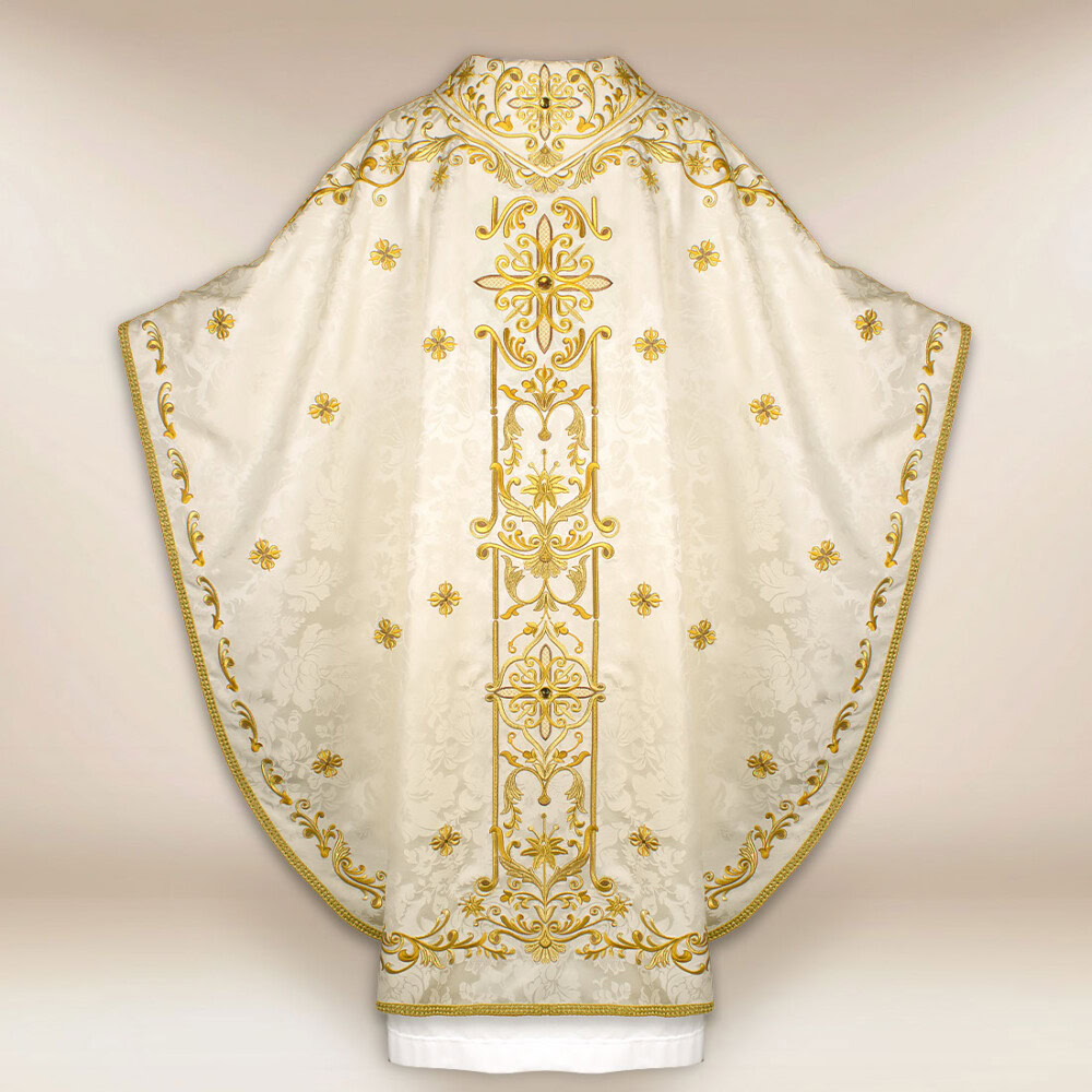 Casula ricamata con immagine di san Giuseppe