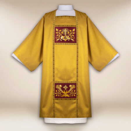 Dalmatica ricamata oro