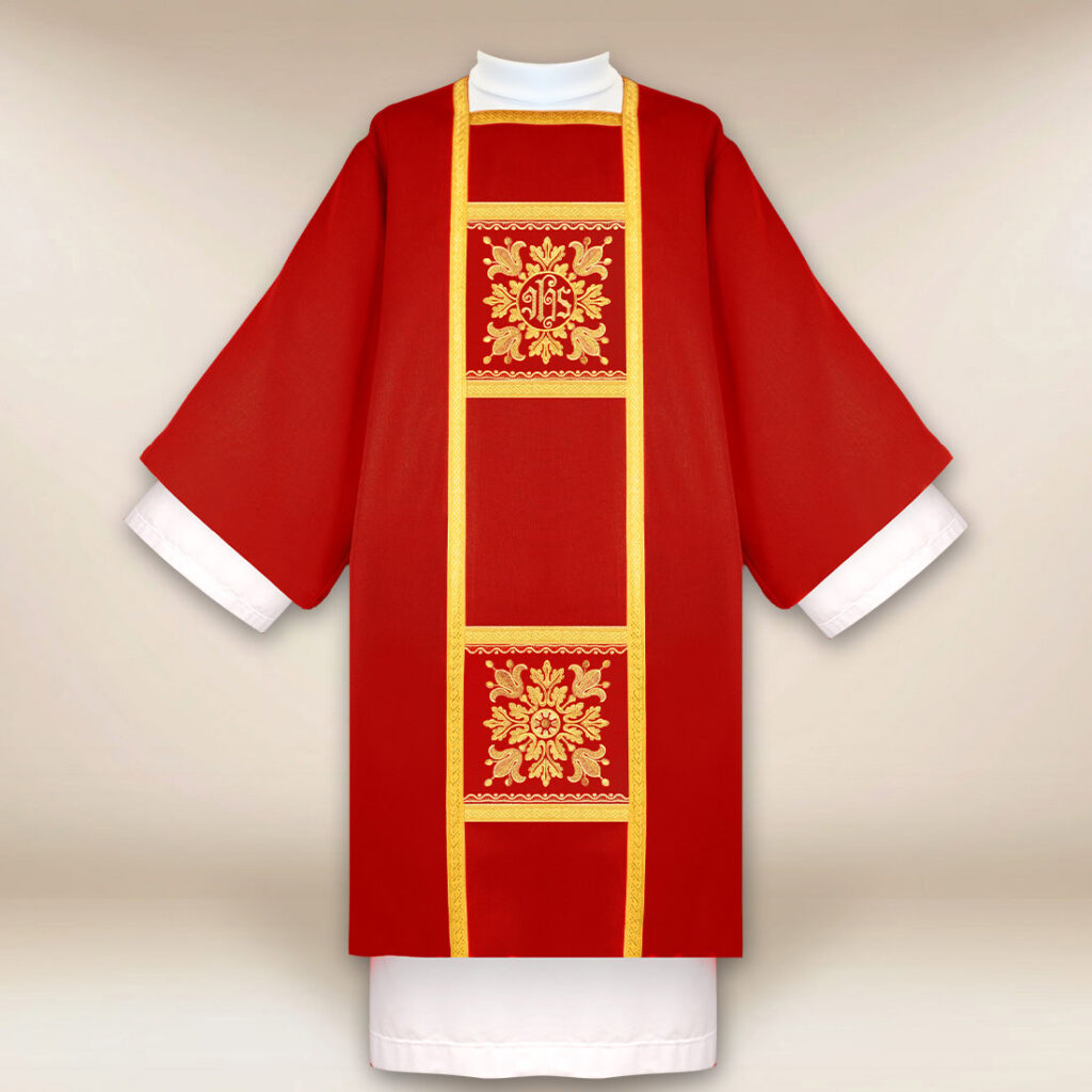Dalmatica liturgica rossa ricamata