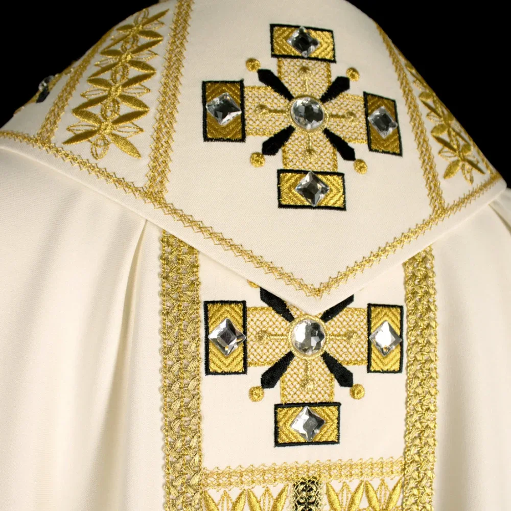 Casula liturgica ecru ricamata