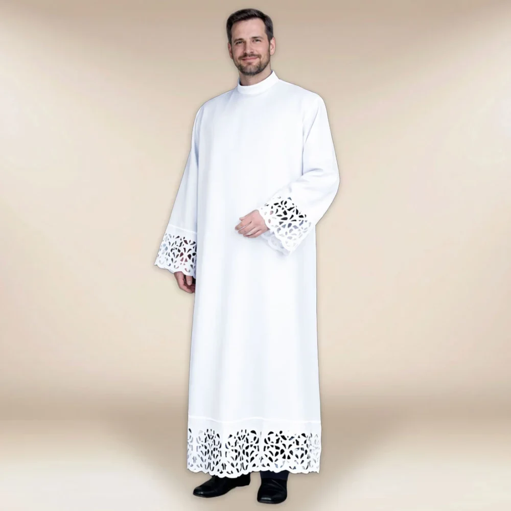 Alba ricamata con gipiura 164cm