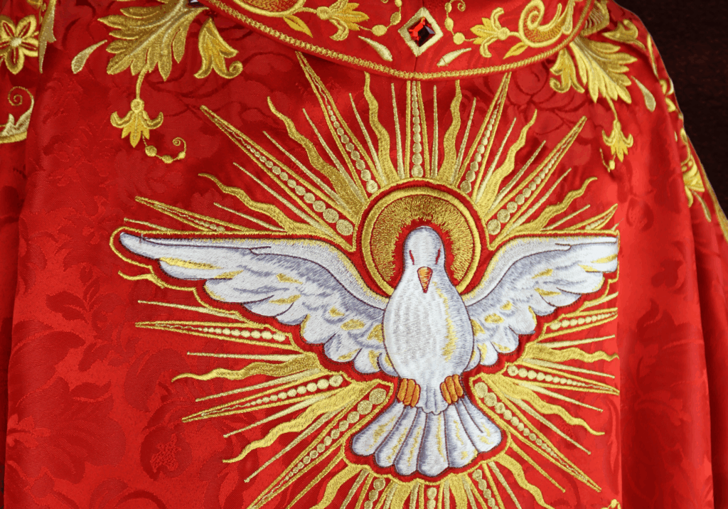 ornat haftowany czerwony Ignis Sanctus haft złotą nicią