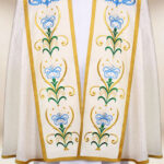 Kapa haftowana “Matka Boża Różańcowa”