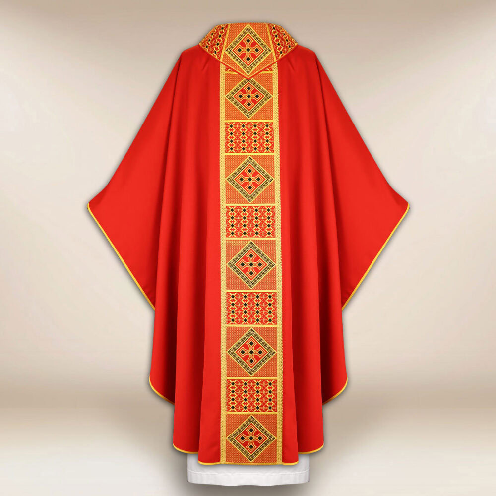 Casula liturgica rossa ricamata