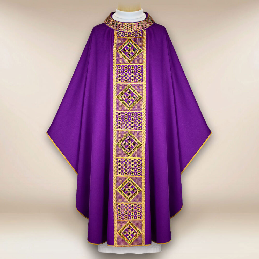 Casula liturgica viola ricamata